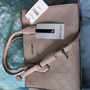 New Nine West Women's Allyce Signature Shoulder Bag, Handbag, Purse Jet Beige